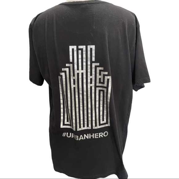 Jimmy Choo Black Tee Shirt - Picture 7 of 13